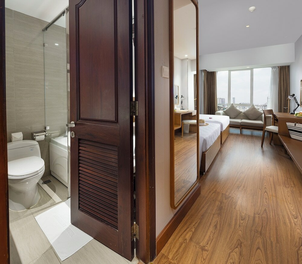 Фото Отель Harmony Saigon Hotel & Spa