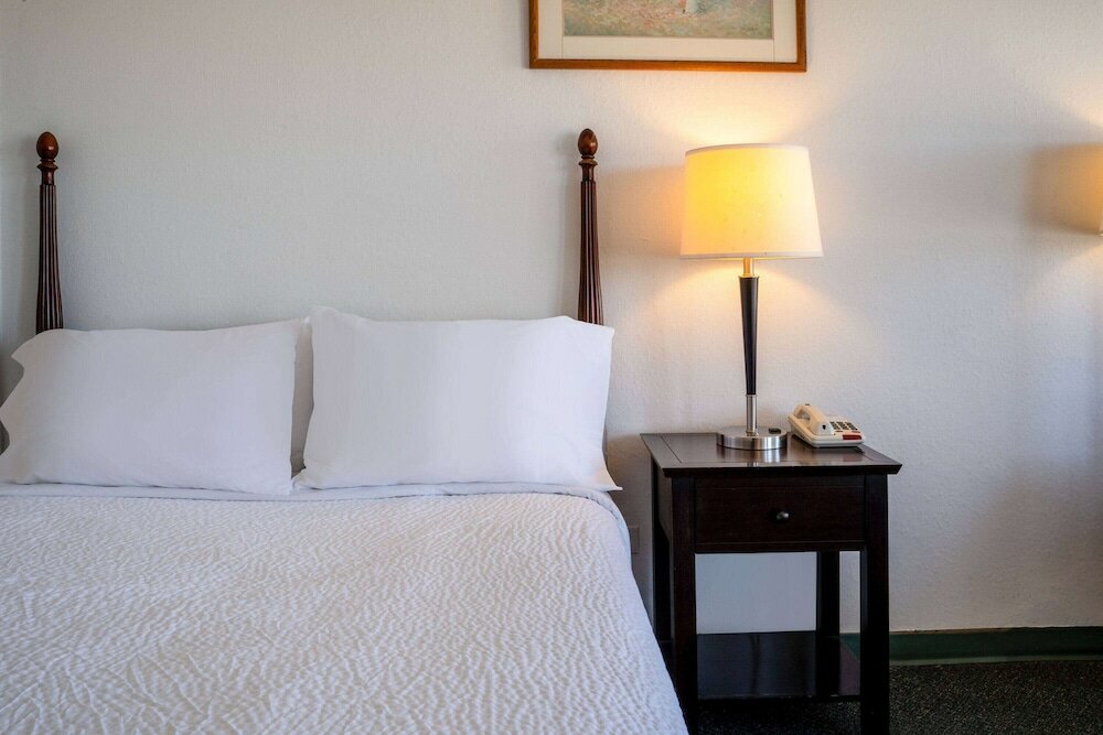 Фото Thriftlodge by Wyndham Regina North