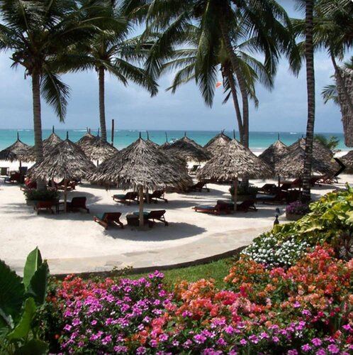 Гостиница Pinewood Beach Resort and SPA в Кении