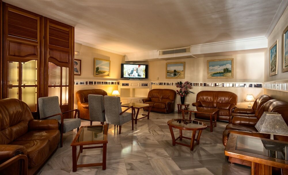 Фото Hotel Balcón de Europa