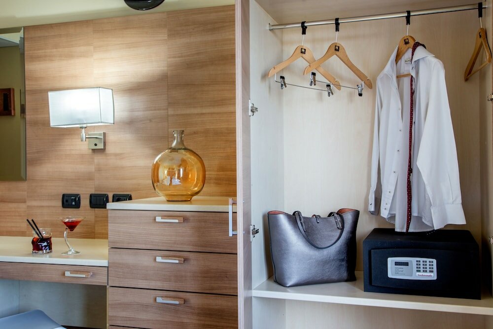 Фото Hotel Domidea