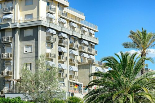Внешний вид отеля Hotel Residence Villa Jolanda в Камайоре, фото 2