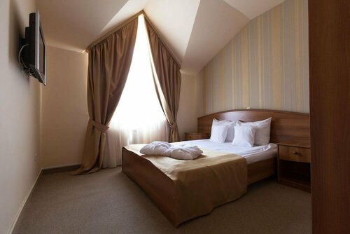 Гостиница Best Western Bohemian Resort в Севане