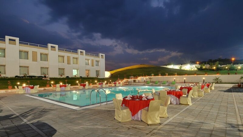 Гостиница Inder Residency Resort & SPA Udaipur в Удайпуре