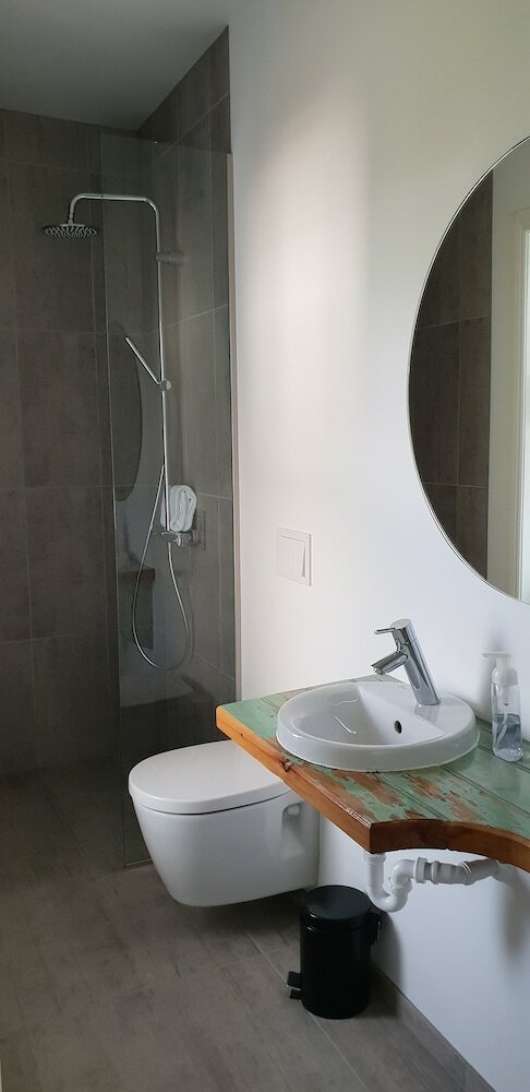 Фото Við Lónið guesthouse