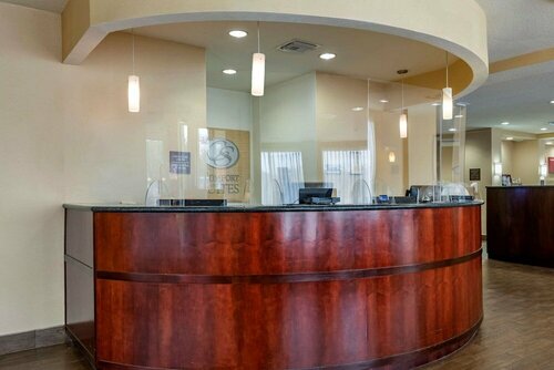 Гостиница Comfort Suites Orlando Airport в Орландо