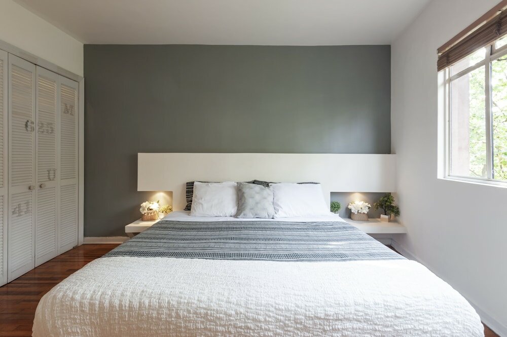 Фото Lomas French Balcony