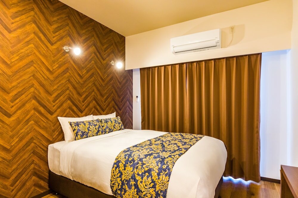 Фото Mr. Kinjo in Rinzu Seragaki