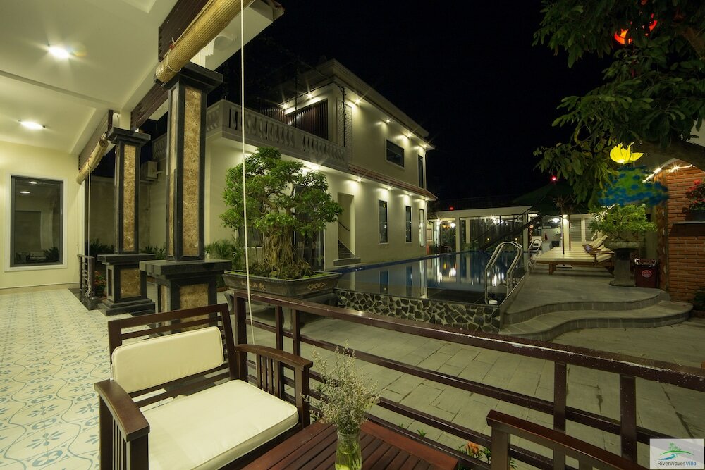 Фото River Waves Villa