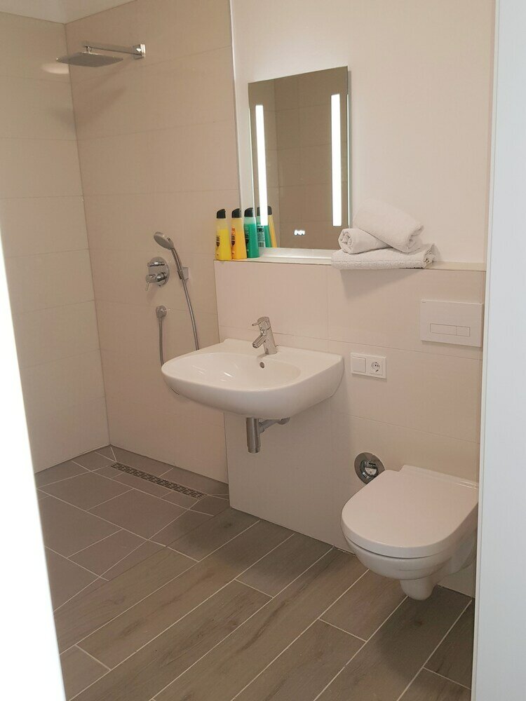 Фото 12Apart Düsseldorf Hilden