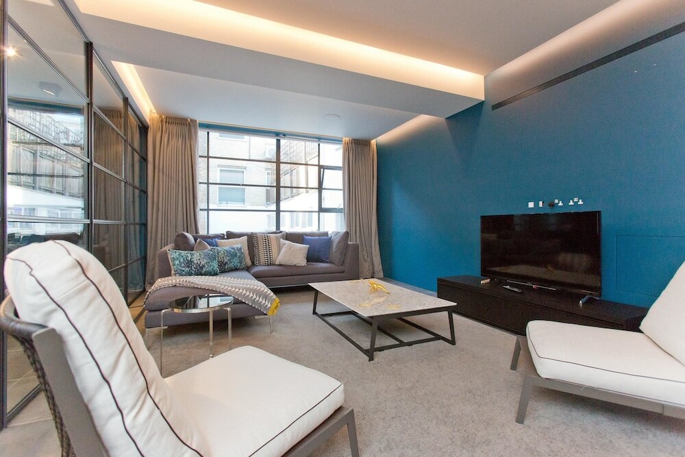 Фото Luxury Royalty Mews