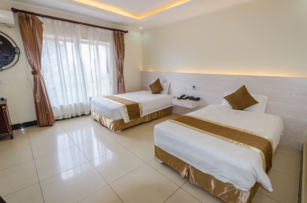 Фото Nanjing Restaurant & Motel