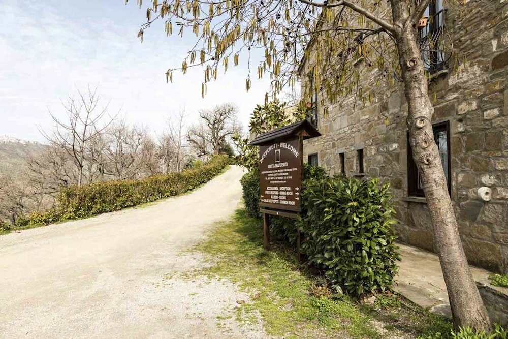 Фото Agriturismo Grotta Dell'Eremita