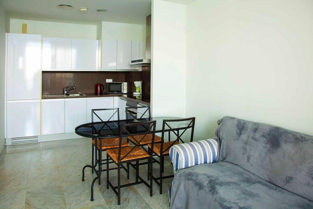 Фото Romantic Holiday Apartments