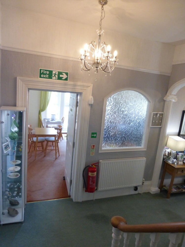 Фото Blenheim House