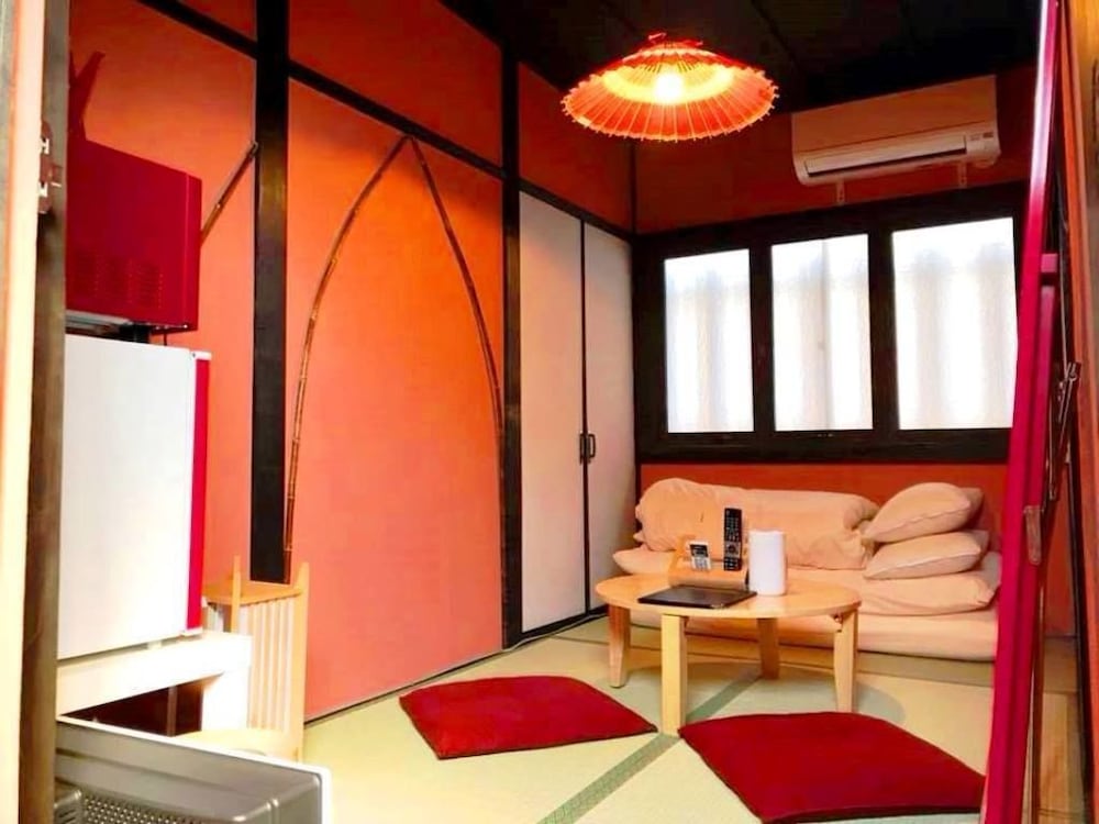 Фото Kyoumachiya-inn Kyoto station south