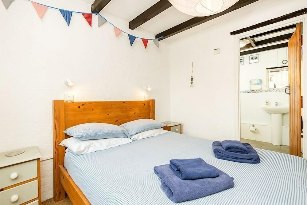 Фото Berehayes Holiday Cottages