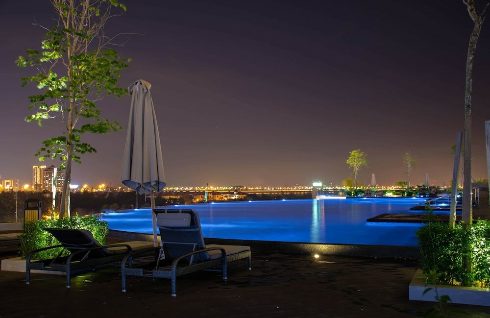 Фото Queens Suite by D Imperio Homestay