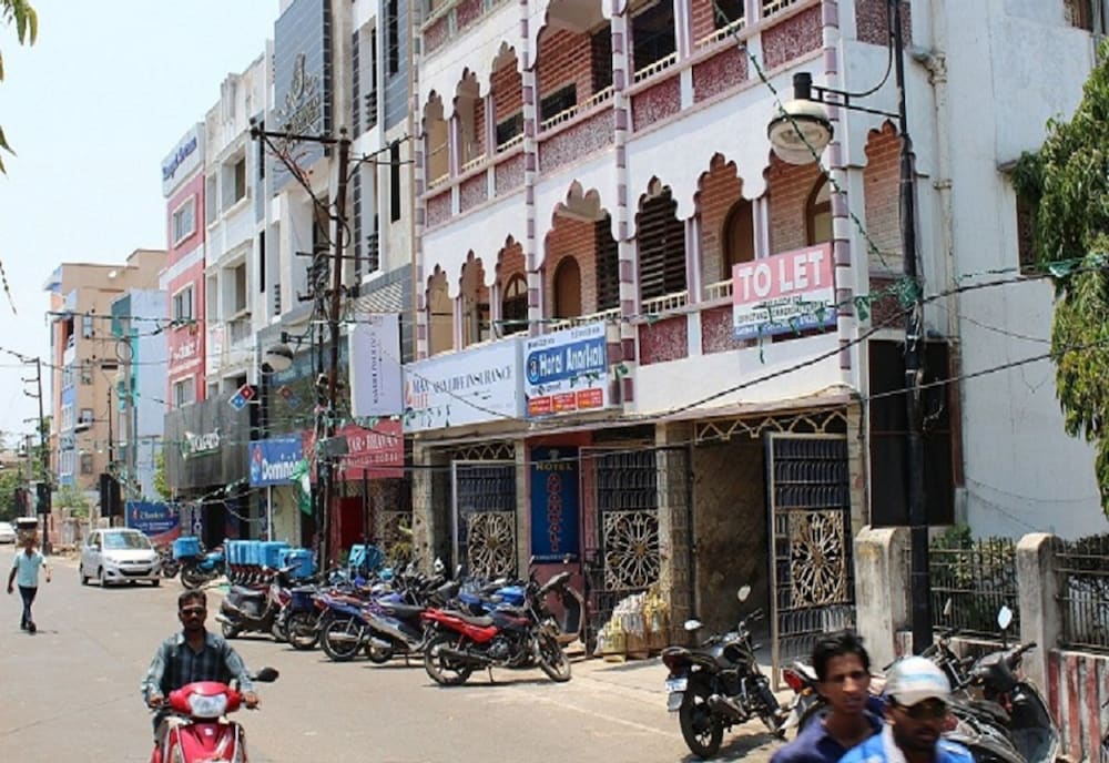 Фото отеля 2