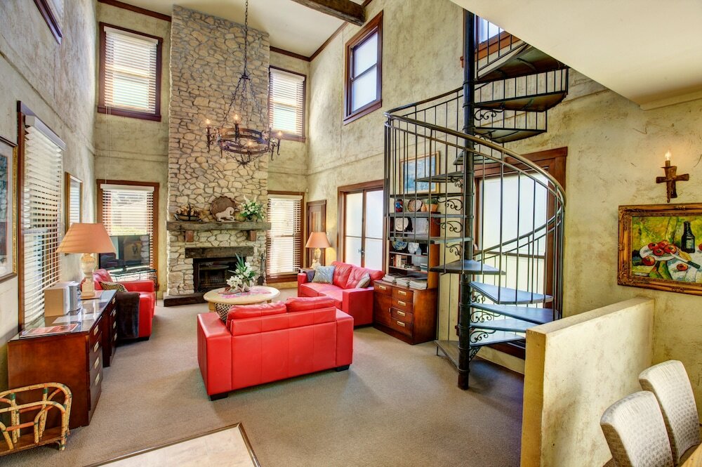 Фото Linden Hall