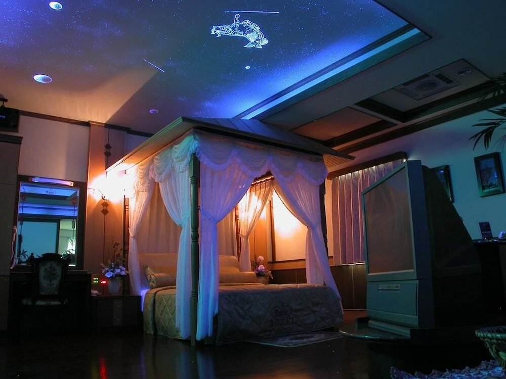 Фото Swan Lake hotel