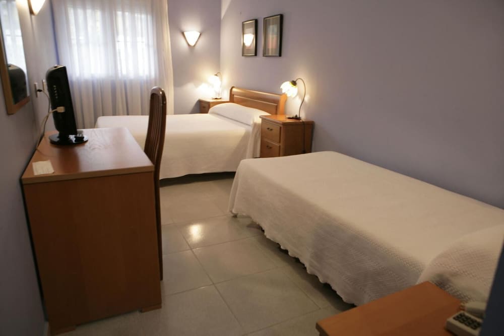 Фото Hotel Azpiazu