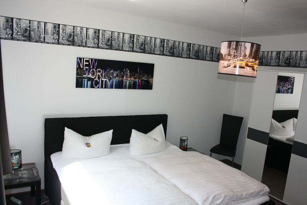 Фото Hotel Haus Hubertus