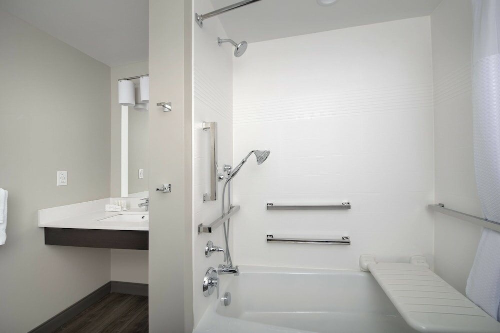 Фото TownePlace Suites by Marriott College Park