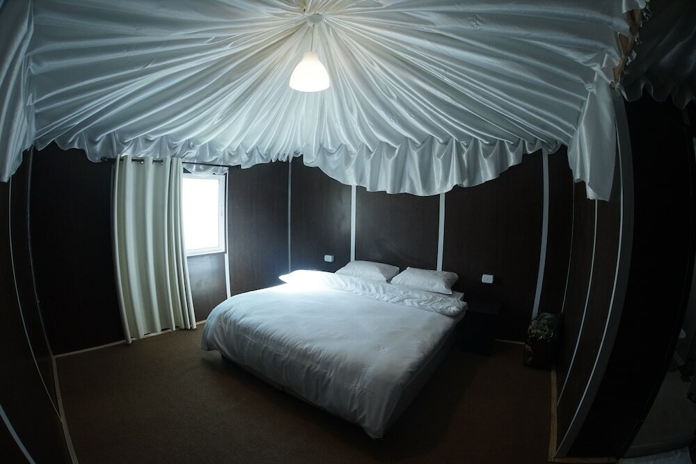 Фото Mirage Rum Camp