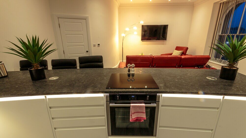 Фото 1 Bed- The Balmoral Suite