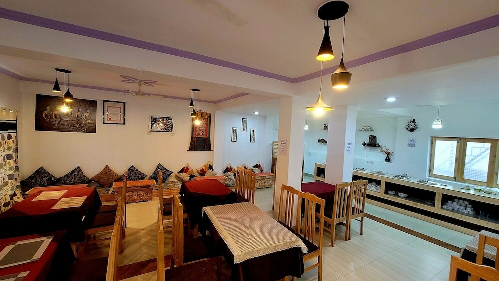 Фото Hotel Jeevanam Villa