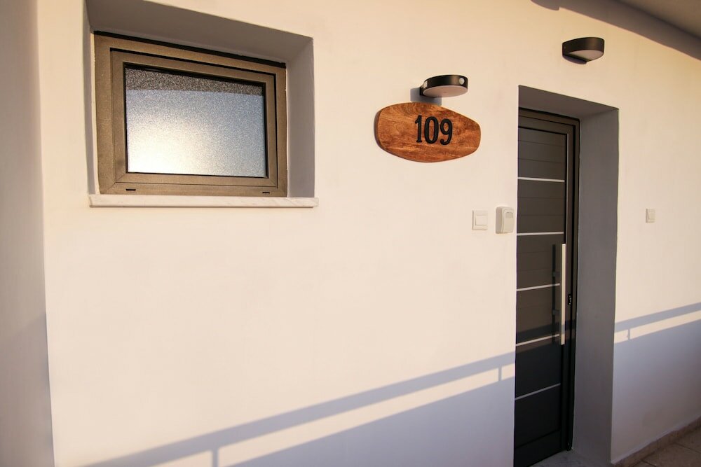 Фото Phaedrus Living: Seaside Luxury Flat Athina 109