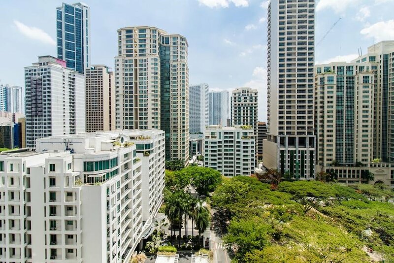 Гостиница Paseo Heights Makati