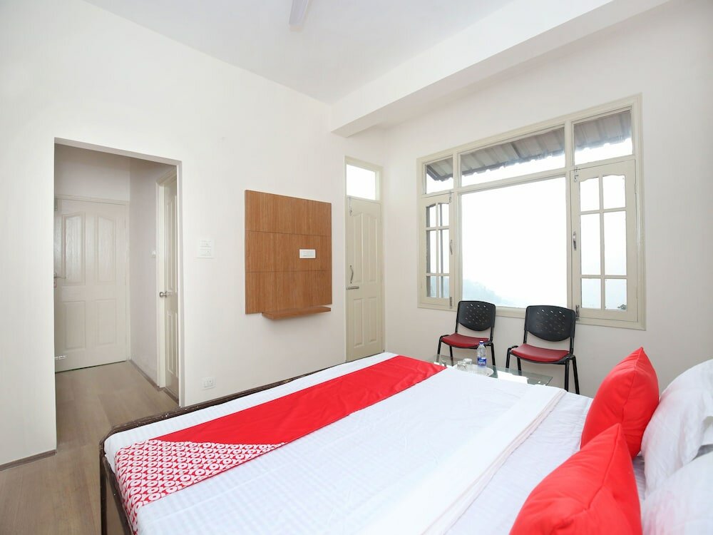 Фото Oyo 13433 Home Kasauli View 2bhk Dharampur