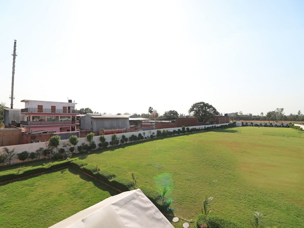 Фото Oyo 13483 Hotel Aradhya's