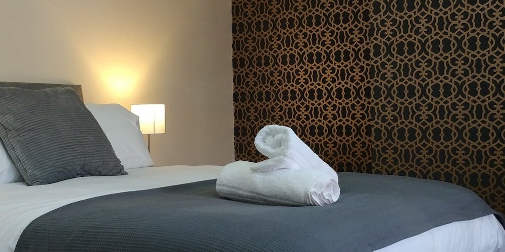 Фото Lyndhurst House