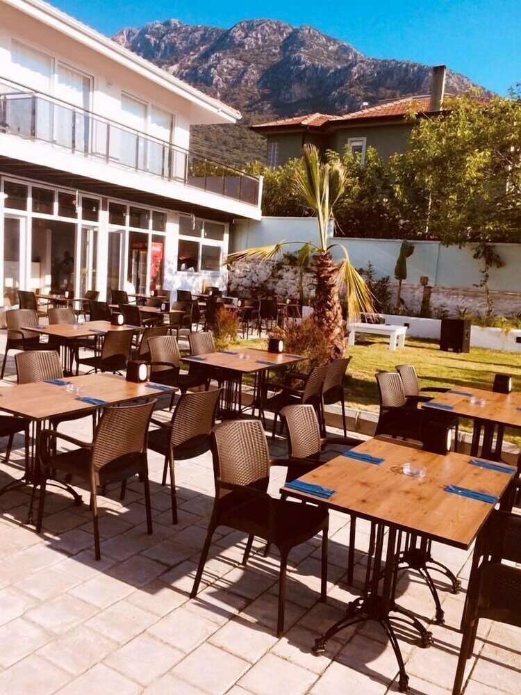 Фото Hotel De Huzur