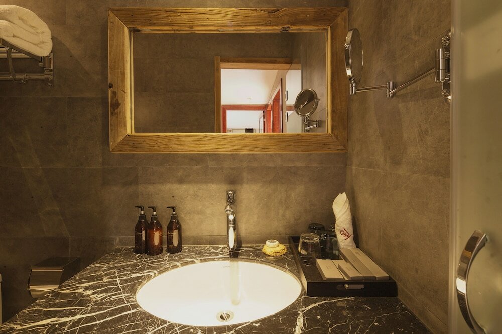 Фото Lotus Mountain Boutique Inn