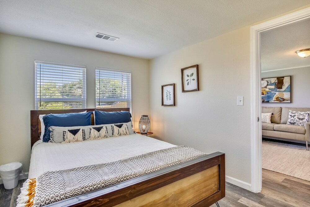 Фото Butterfly Bungalow