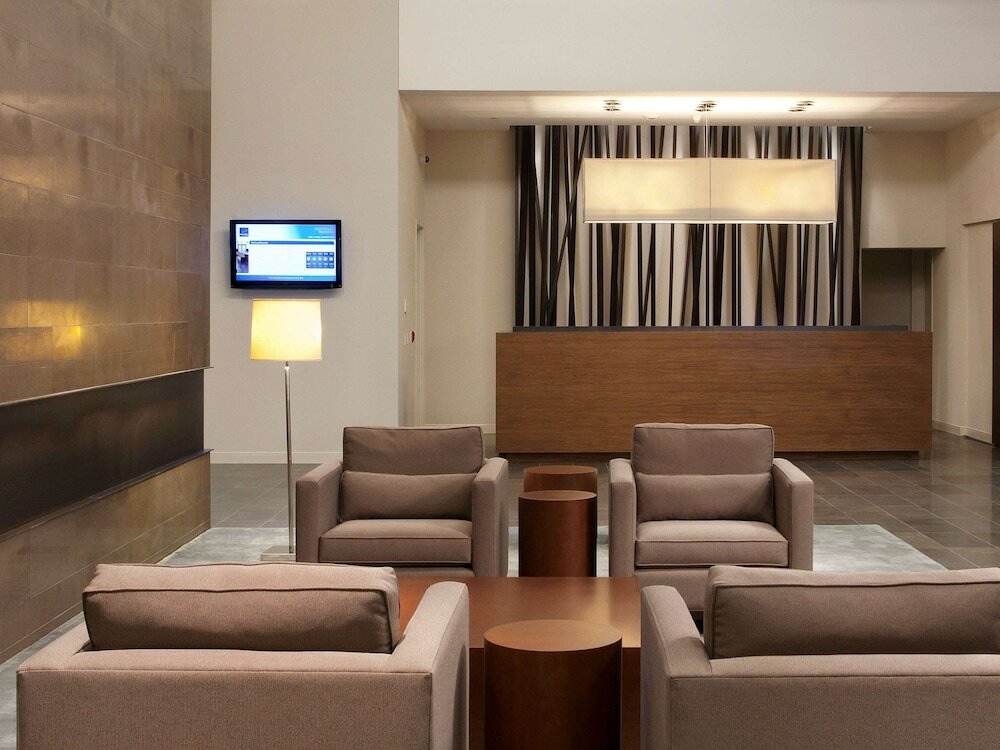 Фото Novotel Toronto Vaughan Centre