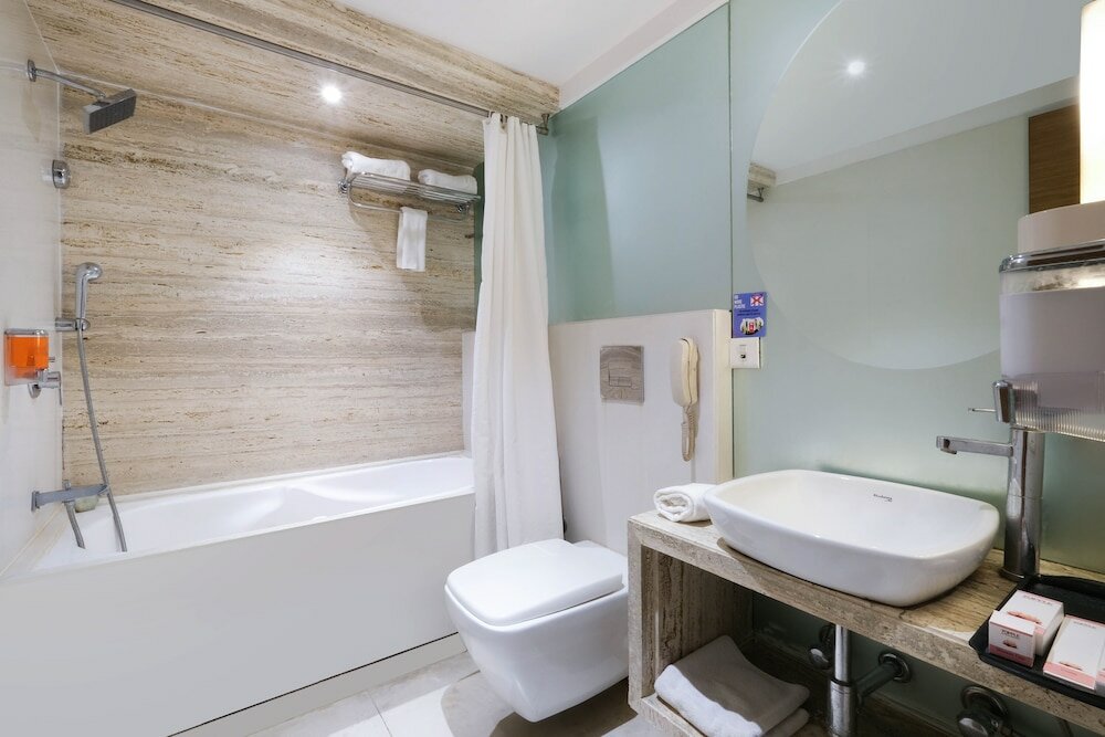 Фото 7 Apple Hotel Pimpri Pune