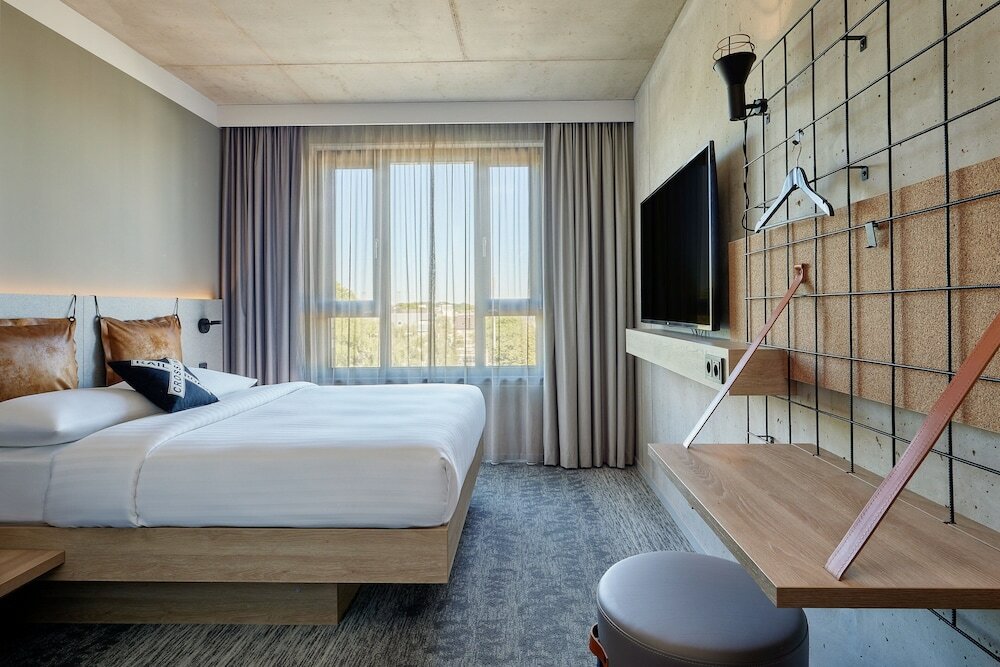 Фото Moxy Cologne Muelheim