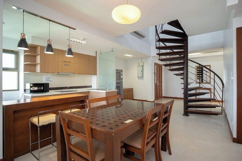 Фото Lasalle Suites Hotel & Residence