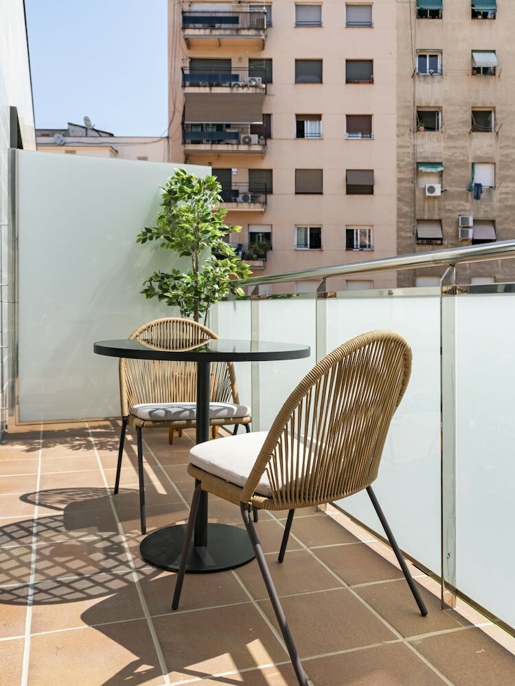 Фото Limehome Barcelona