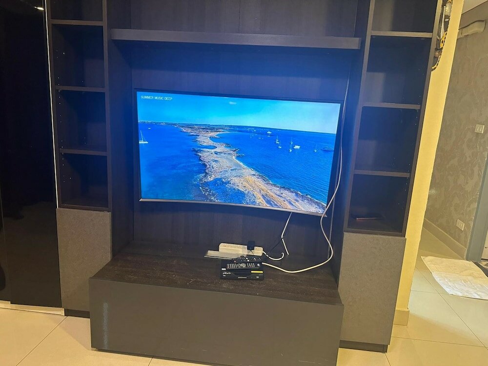 Фото Omni Tower Direct Rooms Sukhumvit Soi 4