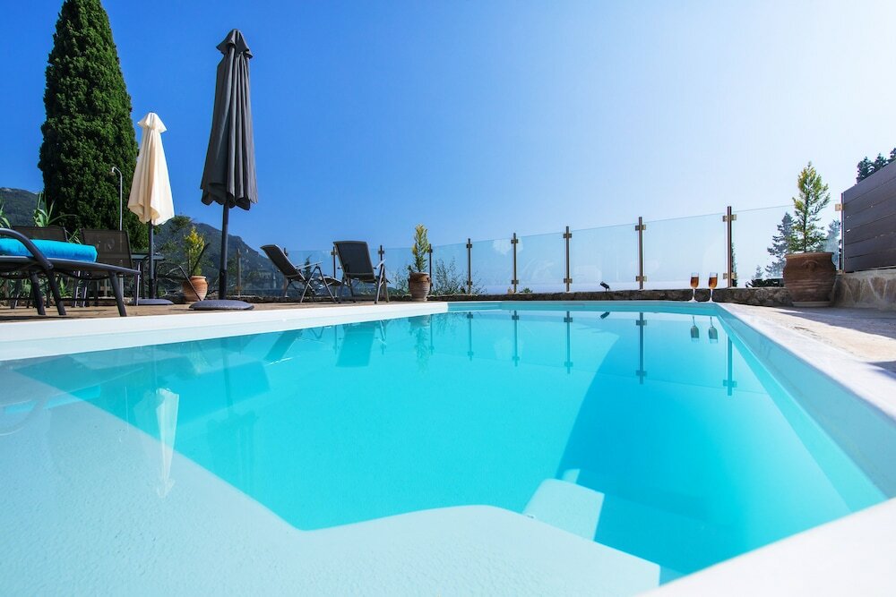 Фото Noir Luxury Suite by CorfuEscapes