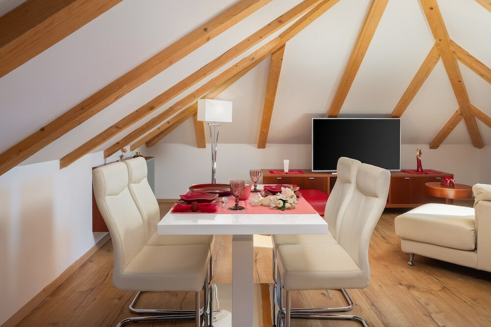 Фото Romantic apartment in the attic