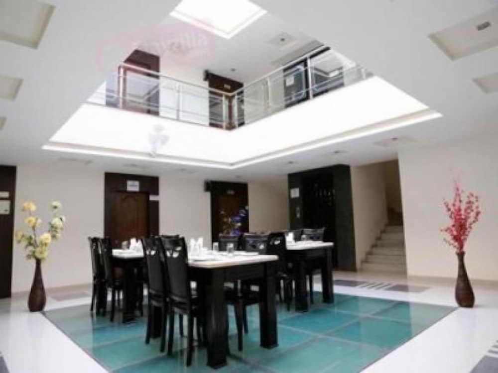 Фото The Sky Comfort-Hotel Jamnagar Residency