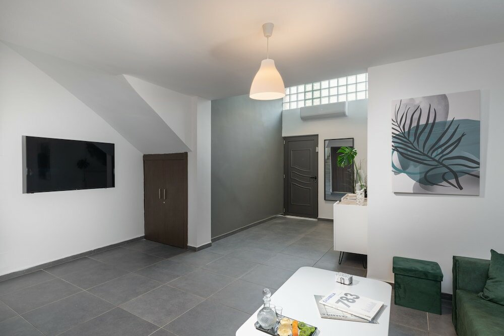 Фото Zen Central Luxury Apartment