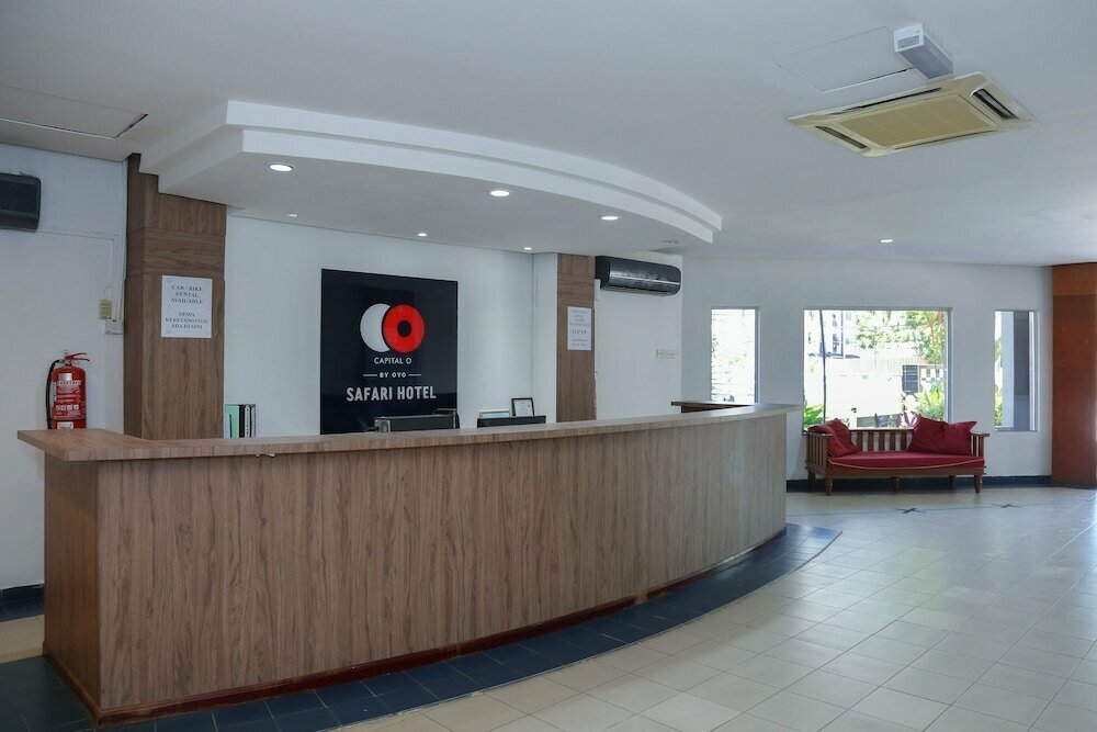 Hotel Oyo Capital O 89876 Safari Hotel, State of Perak, photo